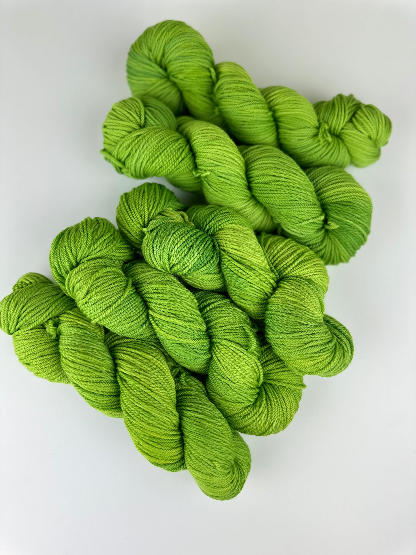 Budding Leaves - 100% Extra Fine Superwash Merino Wool 19.5 micron