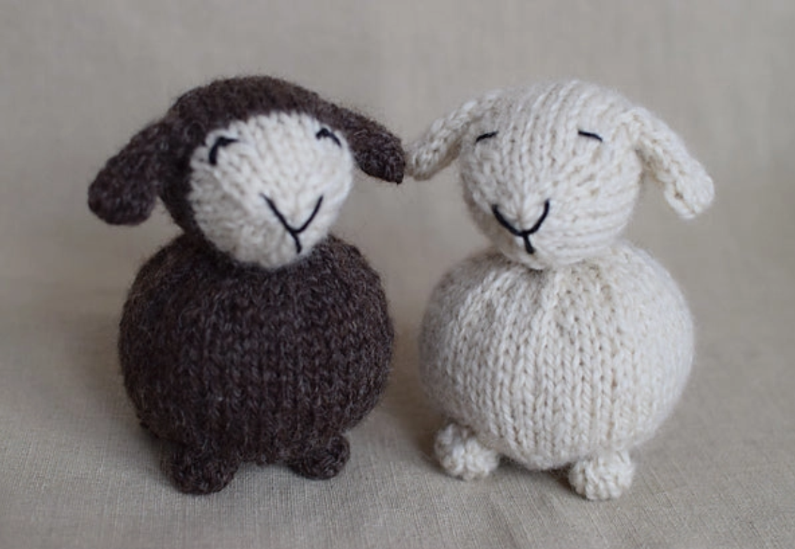 Sweet Sheep Knittng Pattern - Create a Snuggly Sheep You'll Adore