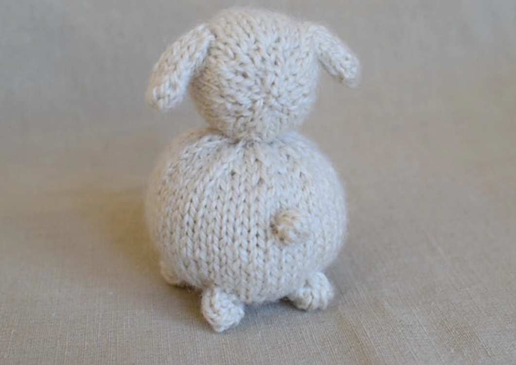 Sweet Sheep Knittng Pattern - Create a Snuggly Sheep You'll Adore